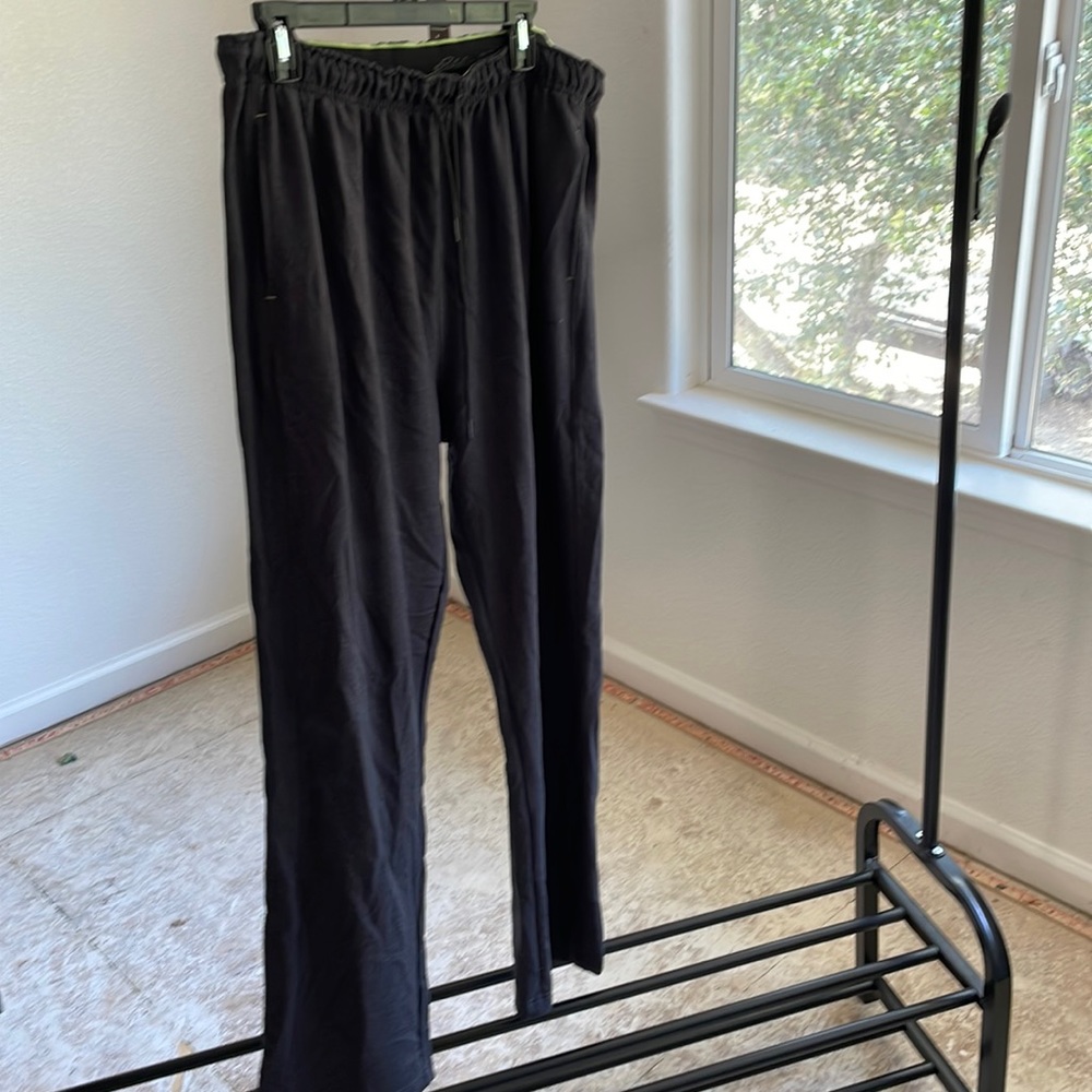 Mens XL Edie Bauer pajama pants. NWOT
